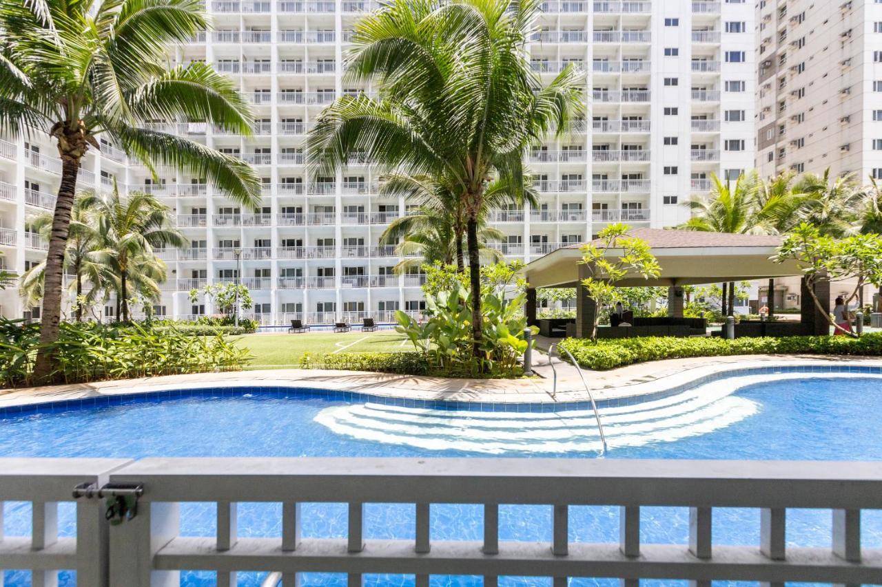 Staycation At Shore - Direct Pool มะนิลา ภายนอก รูปภาพ