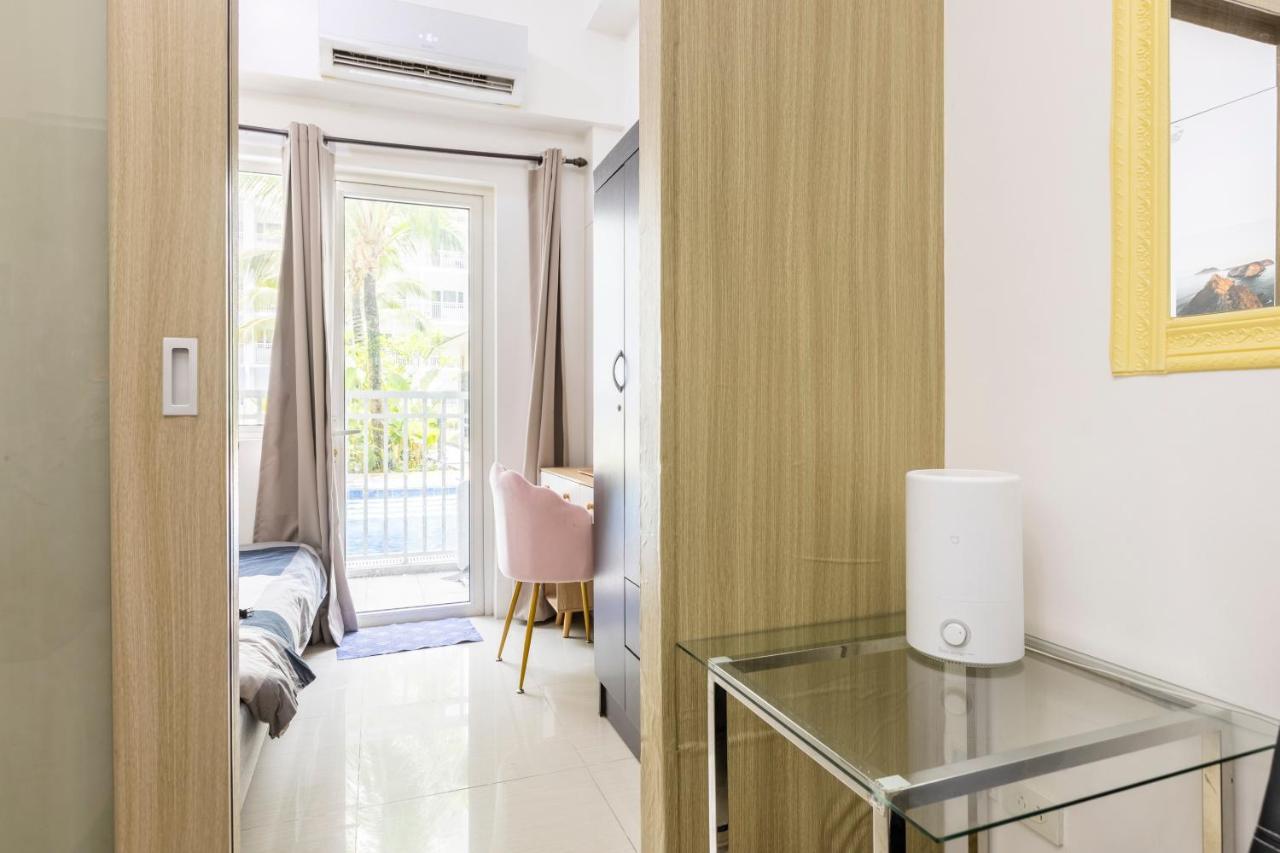 Staycation At Shore - Direct Pool มะนิลา ภายนอก รูปภาพ